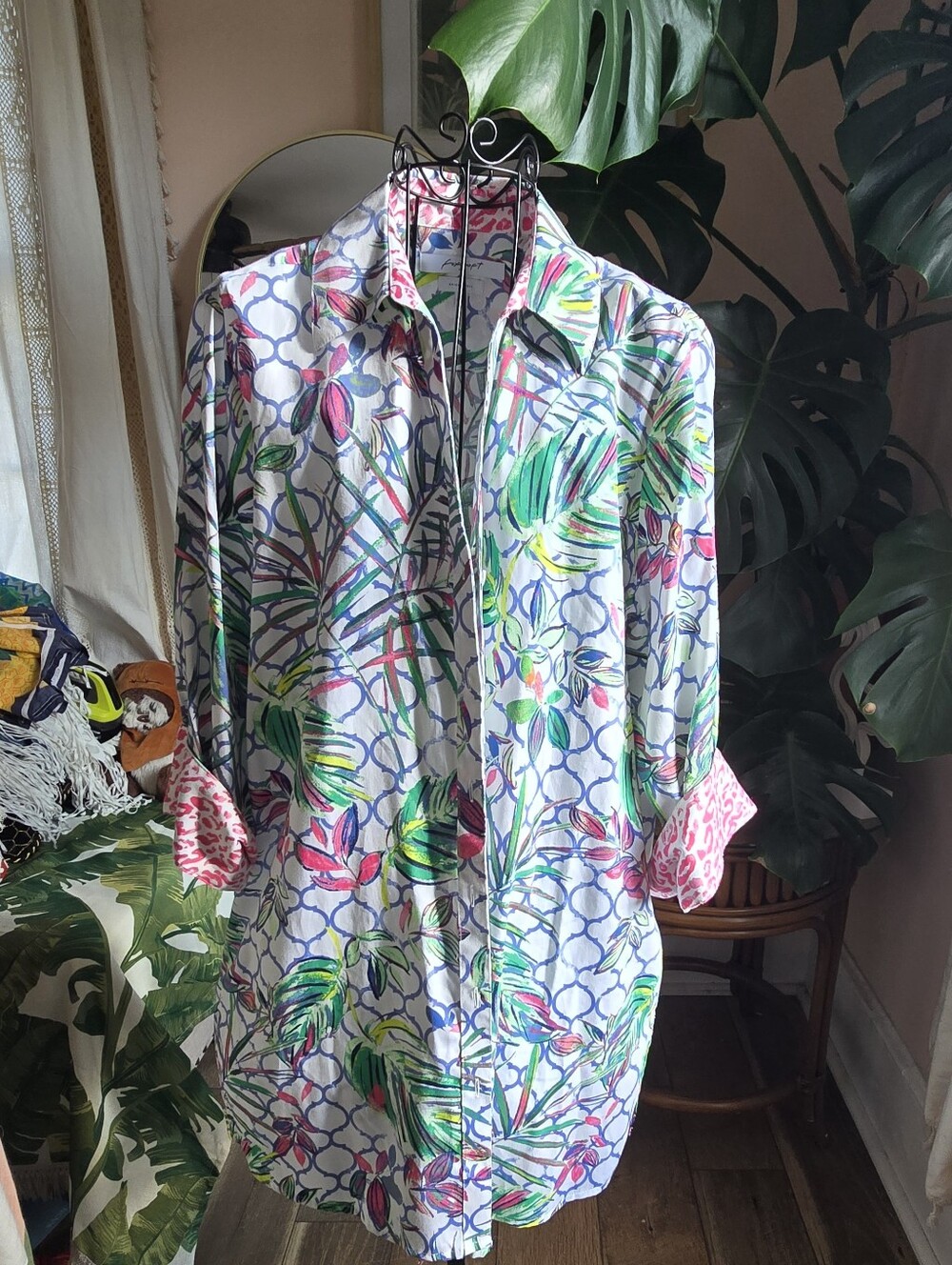 Foxcroft Wrinkle Free Tropical Trellis Button Down Tunic Shirt Pink Green 12